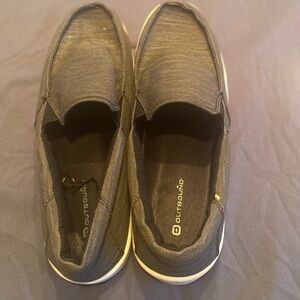 Mens slide on shoes size 13 outbound. Casual beach minimalist wedding festival